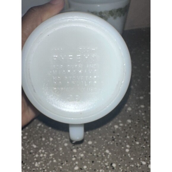 Pyrex Crazy Daisy White Milk Glass Green Floral Coffee Mug Vintage (3) - Picture 3 of 3